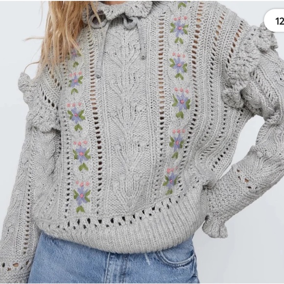 Zara Sweaters - NWT ZARA RARE Ruffle Cable Knit Floral Sweater SMAL